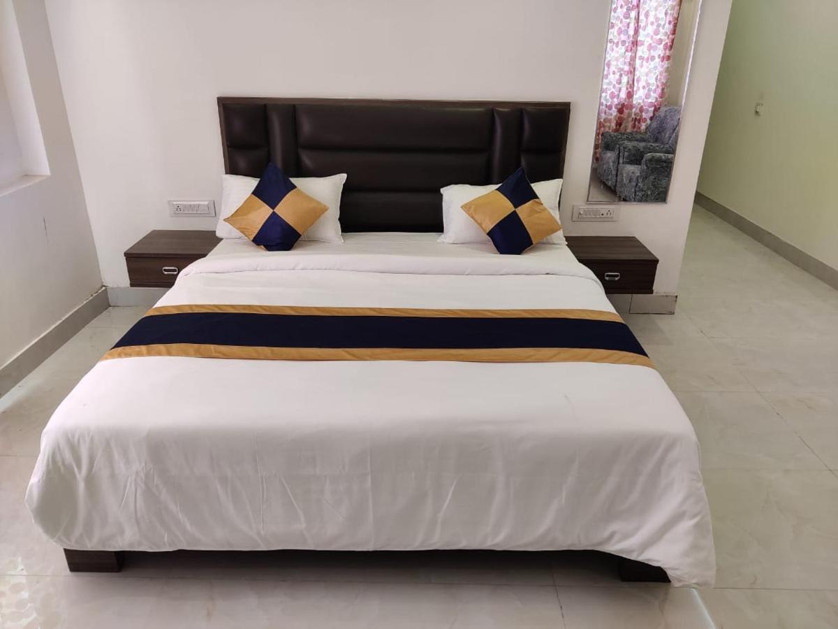 Bhawana Hotel Agra  Exteriör bild